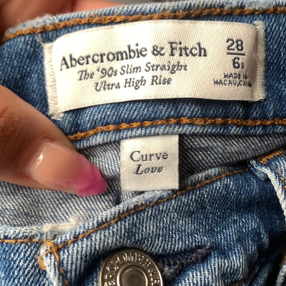 Abercrombie & Fitch The 90”s Slim Straight Ultra High Rise curve love Sz 28/6R - Picture 5 of 12
